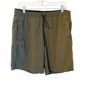 KUHL Mens Size L Suppressor Shorts in Moss Green 8.5" Nylon Stretch Hiking